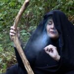 kuolema savu lähis00 Reaper (Mylène Meursault) smoking pot, Spigot