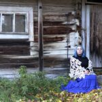 mylene ja harmaa seinä mylene ja harmaa seinä